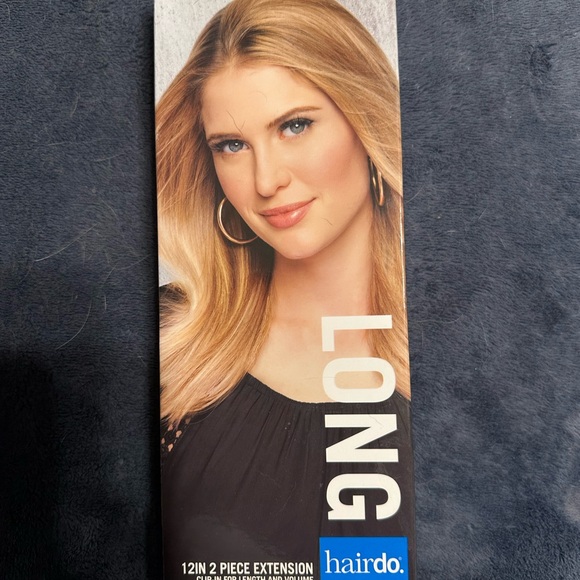 Clip in Hair extensions that add volume and length - Picture 2 of 5